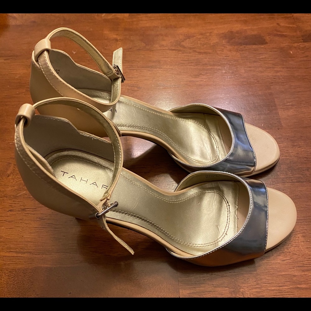 Tahari Heels
